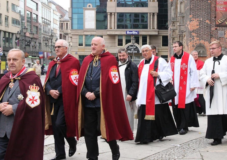 Z dziękczynieniem i modlitwą o ochronę przed kataklizmami