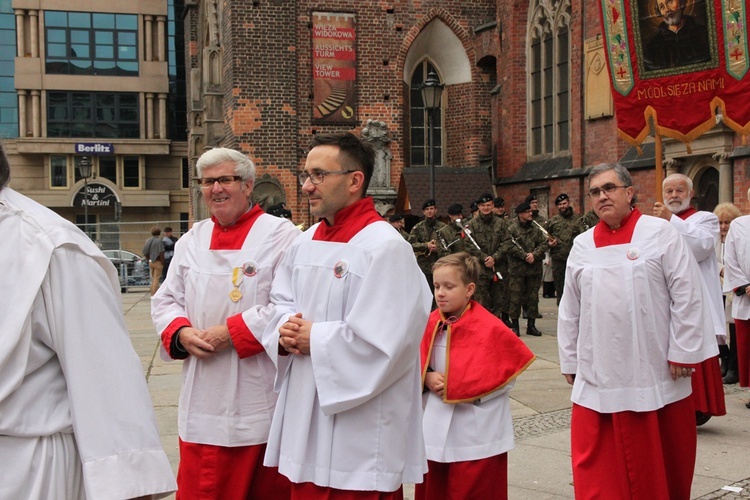 Z dziękczynieniem i modlitwą o ochronę przed kataklizmami