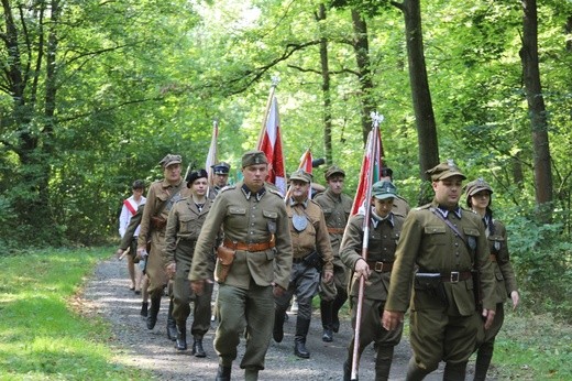 Na polanie śmierci żołnierzy "Bartka" w Starym Grodkowie - 2017