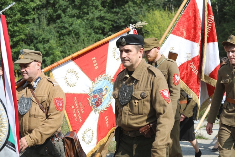 Na polanie śmierci żołnierzy "Bartka" w Starym Grodkowie - 2017