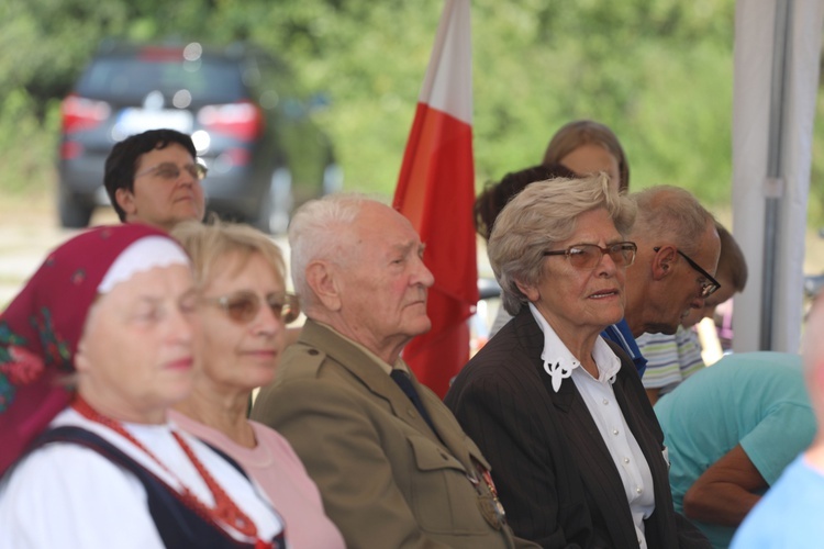 Na polanie śmierci żołnierzy "Bartka" w Starym Grodkowie - 2017