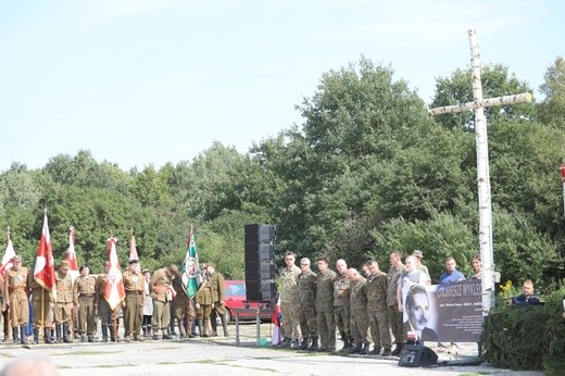 Na polanie śmierci żołnierzy "Bartka" w Starym Grodkowie - 2017