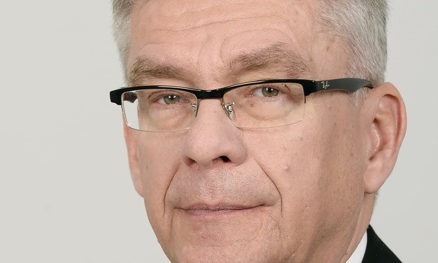 Karczewski: Powinniśmy być wdzięczni policji za wstrzemięźliwość