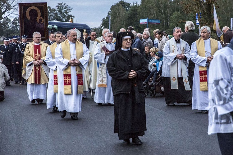 Pozostań nam Mamą w Sulejowie