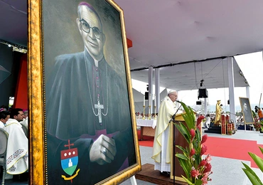Bp Jesus Emilio Jaramillo Monsalve i ks. Pedro María RamÍrez Ramos zostali ogłoszeni błogosławionymi podczas wizyty papieża Franciszka w Kolumbii.