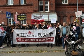 Sąd uchylił postanowienie ws. noworodka z Białogardu