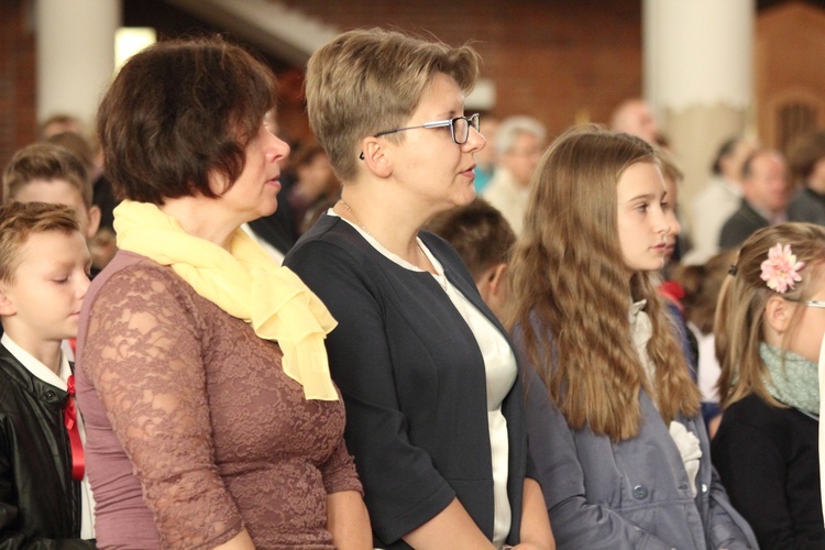 20-lecie Katolickiej Szkoły Podstawowej im. Świetej Rodziny w Olsztynie