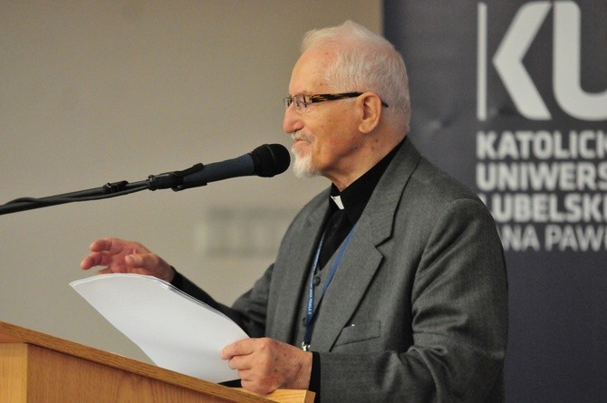 Konferencja naukowa „Osoba ludzka - rzeczywistość czy użyteczna metafora? Teologia w dyskursie z naukami”.