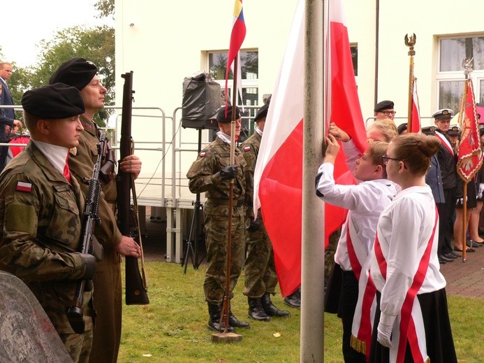 Jubileusz 10-lecia SP w Nowem