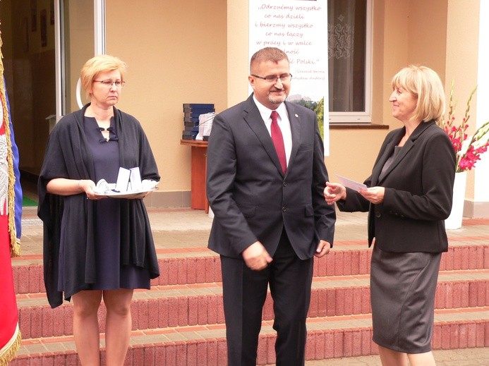 Jubileusz 10-lecia SP w Nowem