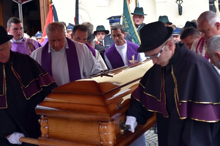 Ostatnie pożegnanie dziekana dekanatu Lądek-Zdrój