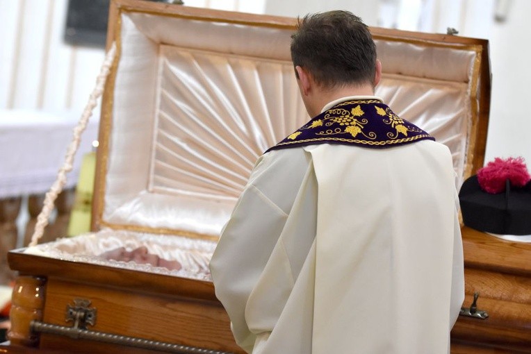 Ostatnie pożegnanie dziekana dekanatu Lądek-Zdrój