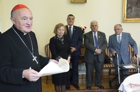 Walczy o święto Chrztu Polski. Dostał papieski medal