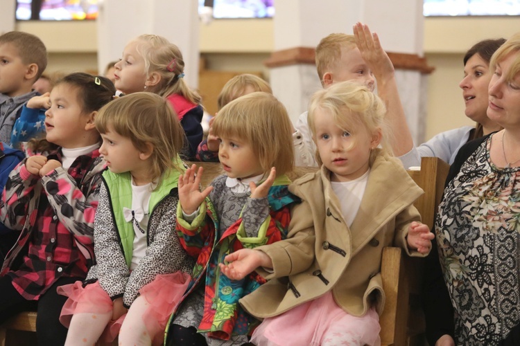 Poświęcenie Przedszkola Parafialnego im. św. Jana Pawła II w Andrychowie