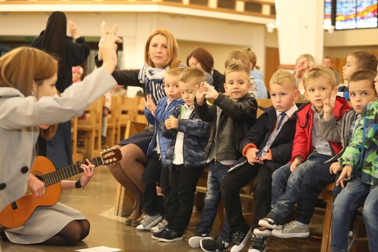 Poświęcenie Przedszkola Parafialnego im. św. Jana Pawła II w Andrychowie