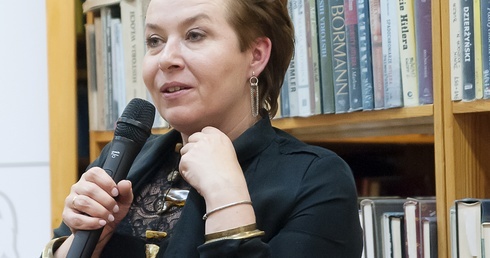 Elżbieta Cherezińska w Pile