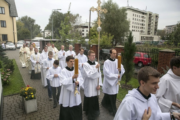 Nowe sanktuarium św. o. Pio na Gocławiu