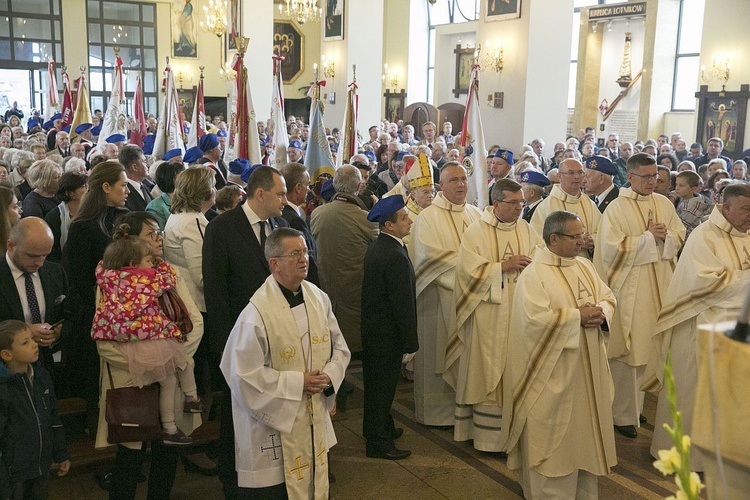 Nowe sanktuarium św. o. Pio na Gocławiu