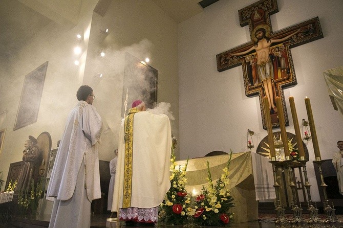 Nowe sanktuarium św. o. Pio na Gocławiu