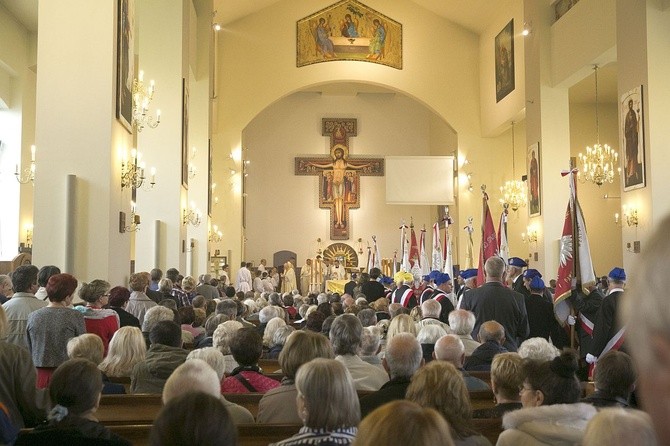 Nowe sanktuarium św. o. Pio na Gocławiu