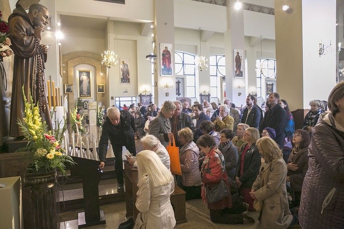 Nowe sanktuarium św. o. Pio na Gocławiu