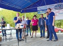 Piknik, zorganizowany na obiektach ZS w Nowym Duninowie, był chyba pierwszą tak szeroko zakrojoną akcją pomocy.
