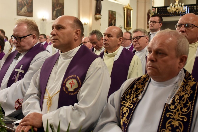 Ostatnie pożegnanie proboszcza z Wierzbnej