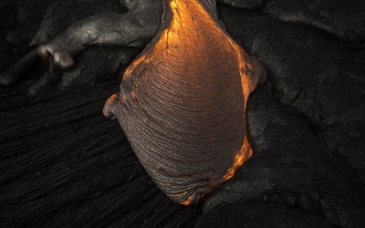 Ewakuacja całej wyspy - rozpoczęła się erupcja wulkanu 