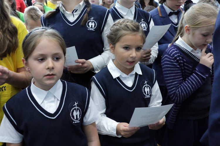 15-lecie Szkoły Podstawowej Sióstr Salezjanek