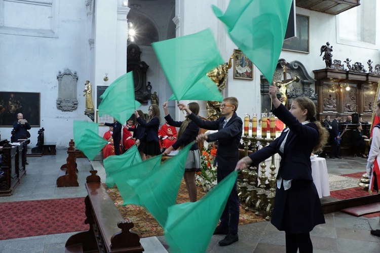 15-lecie Szkoły Podstawowej Sióstr Salezjanek