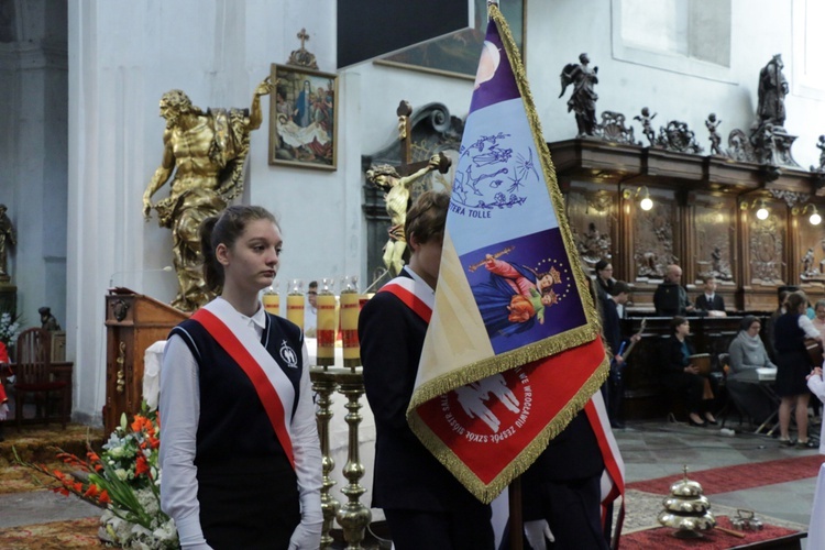 15-lecie Szkoły Podstawowej Sióstr Salezjanek