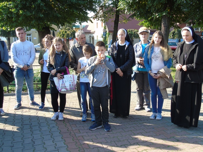 Gostynin. Koronka na ulicach miasta