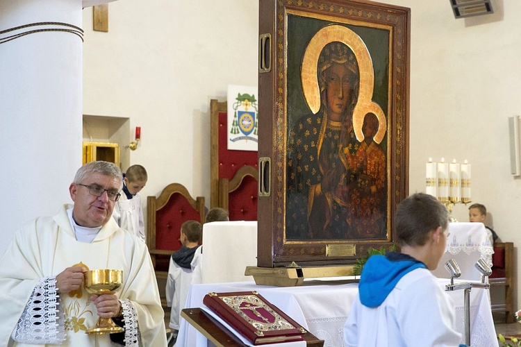 Maryja pozostaje w Miąsem. Chce odwiedzić każdą rodzinę