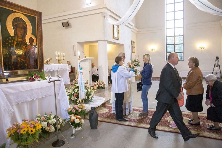 Maryja pozostaje w Miąsem. Chce odwiedzić każdą rodzinę