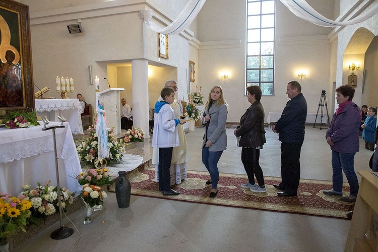 Maryja pozostaje w Miąsem. Chce odwiedzić każdą rodzinę