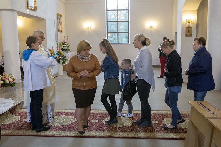 Maryja pozostaje w Miąsem. Chce odwiedzić każdą rodzinę