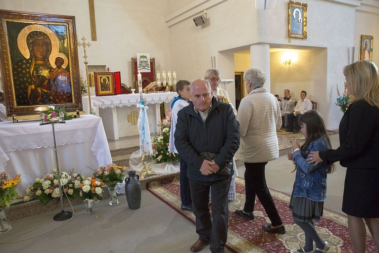 Maryja pozostaje w Miąsem. Chce odwiedzić każdą rodzinę