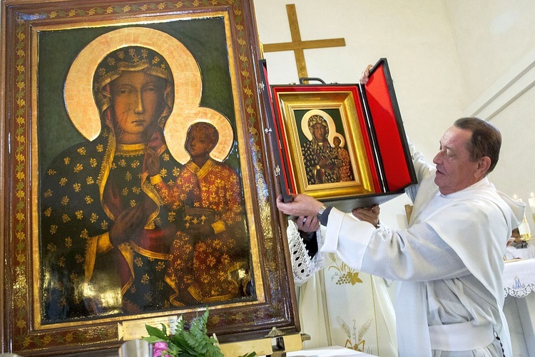 Maryja pozostaje w Miąsem. Chce odwiedzić każdą rodzinę