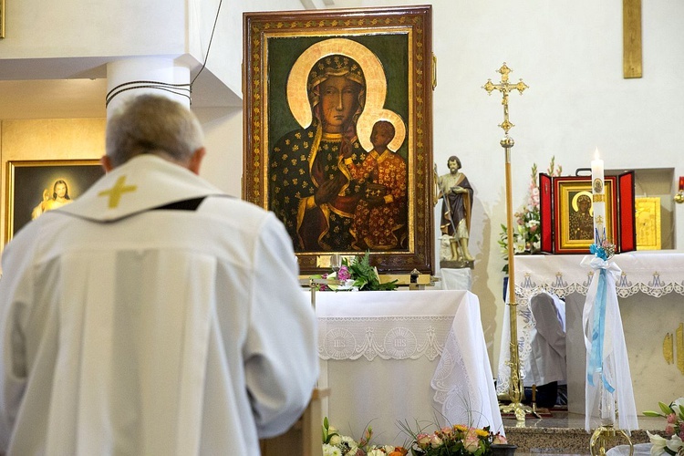 Maryja pozostaje w Miąsem. Chce odwiedzić każdą rodzinę