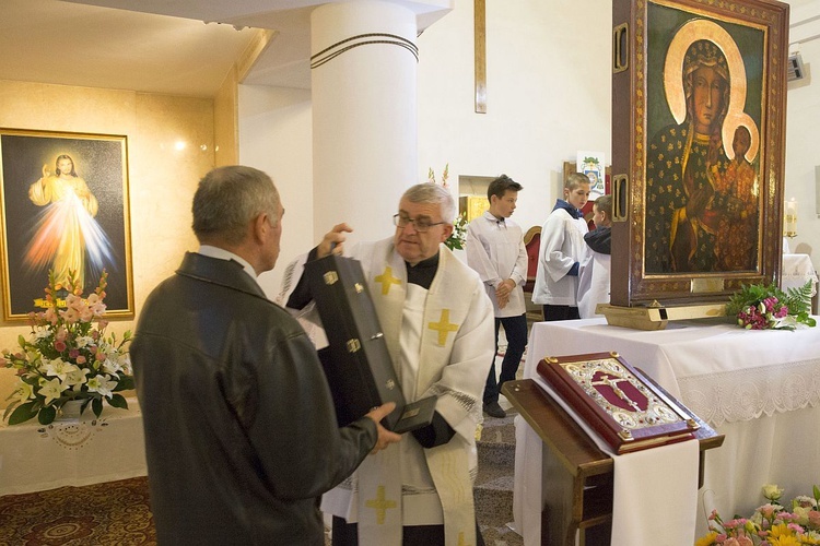 Maryja pozostaje w Miąsem. Chce odwiedzić każdą rodzinę