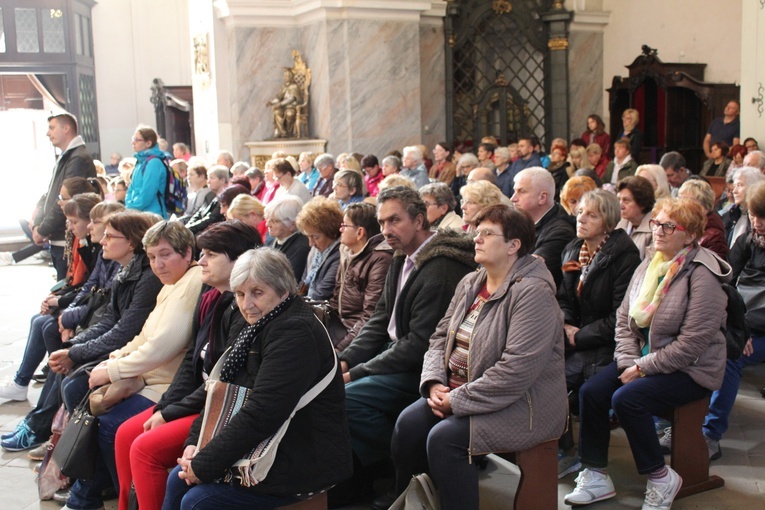 Różańcowa pielgrzymka archidiecezji wrocławskiej 
