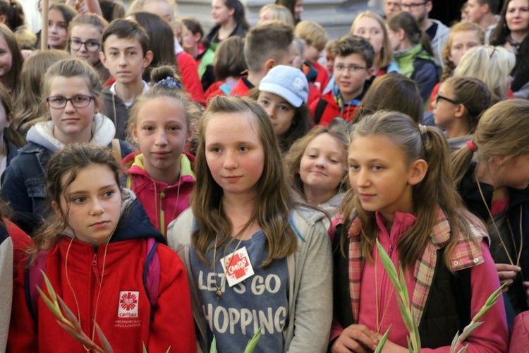 Metropolitalna Pielgrzymka Caritas do Trzebnicy cz.1