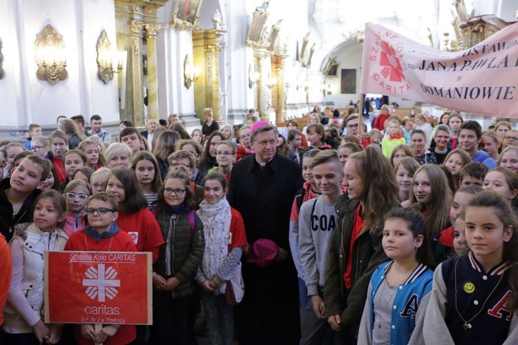 Metropolitalna Pielgrzymka Caritas do Trzebnicy cz.1