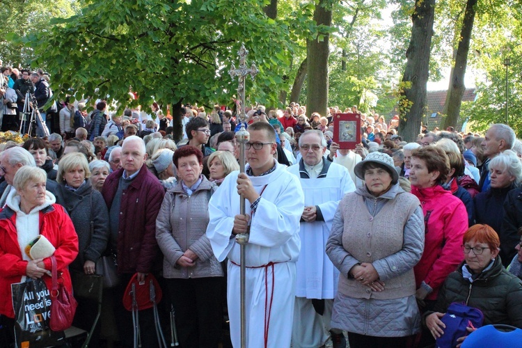 Ogólnopolska inauguracja nowego roku formacyjnego Ruchu Rodzin Nazaretańskich w Gietrzwałdzie