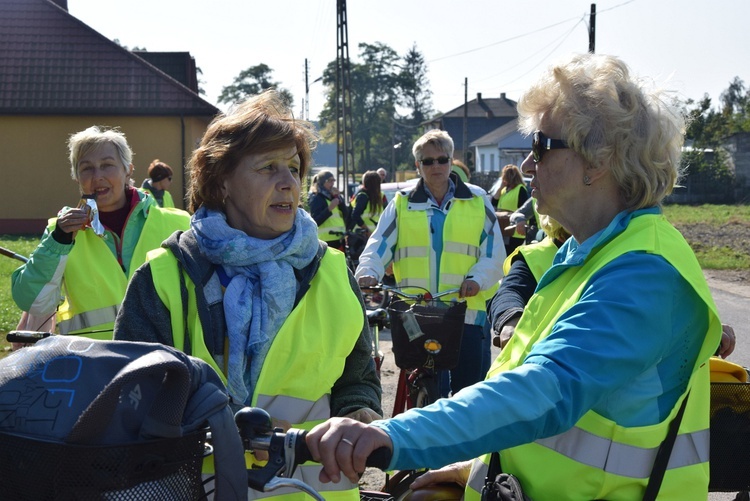 Rowerowa pielgrzymka do Domaniewic