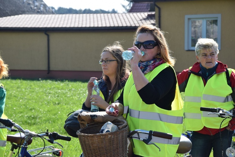 Rowerowa pielgrzymka do Domaniewic