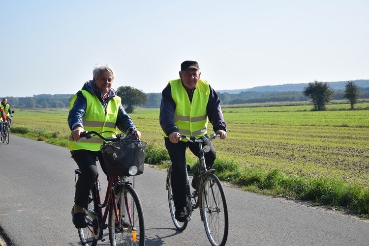 Rowerowa pielgrzymka do Domaniewic