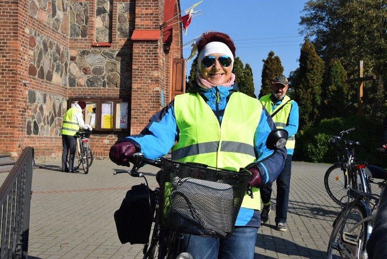 Rowerowa pielgrzymka do Domaniewic