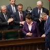 Nowy sondaż: PiS bardzo wysoko, ale bez samodzielnej większości