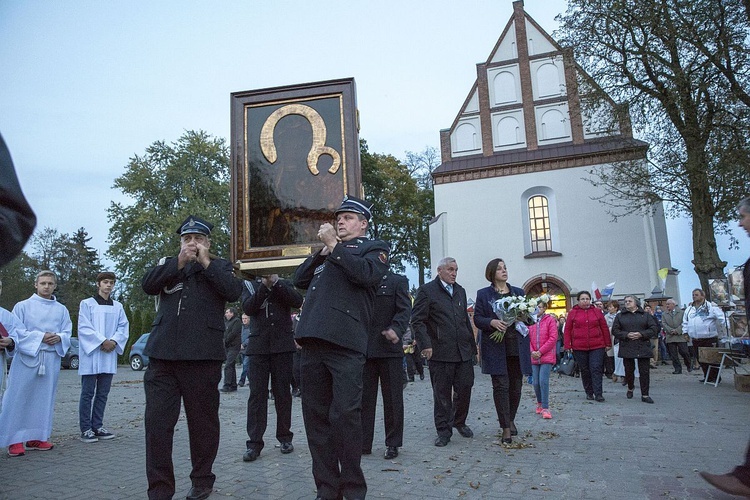 W Stanisławowie jak w Kanie Galilejskiej